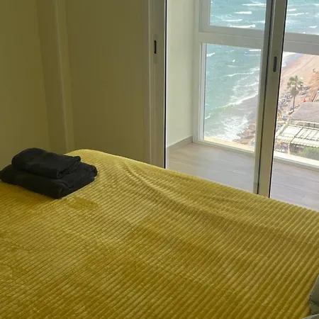 @seafront 1 Apartment *